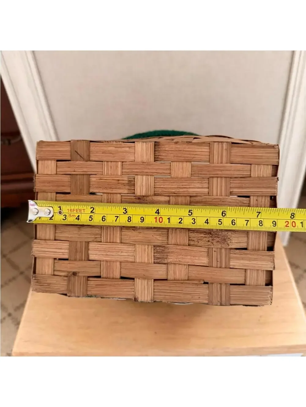 Vintage Christmas jute braided nesting baskets w a holiday design set of 3